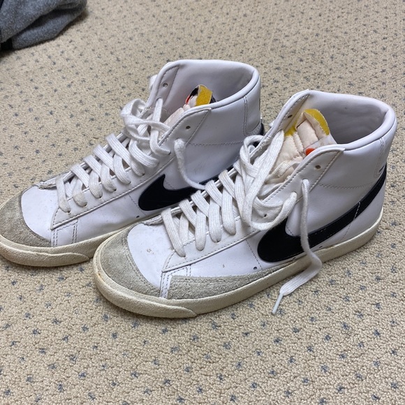 Nike Shoes - Nike blazers